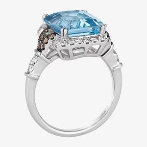 6 cts. Blue Topaz, 3/8 cts. Nude Diamonds™ , 1/6